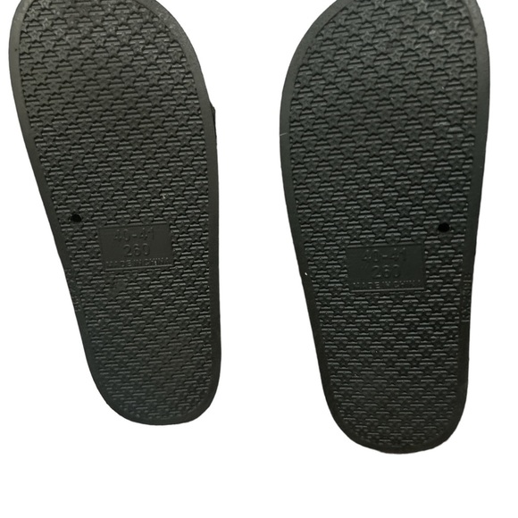 BLACK FUZZY SLIP ON SANDALS SIZE 8 FROM NORDSTROM PRELOVED & FLAWLESS - Picture 5 of 5